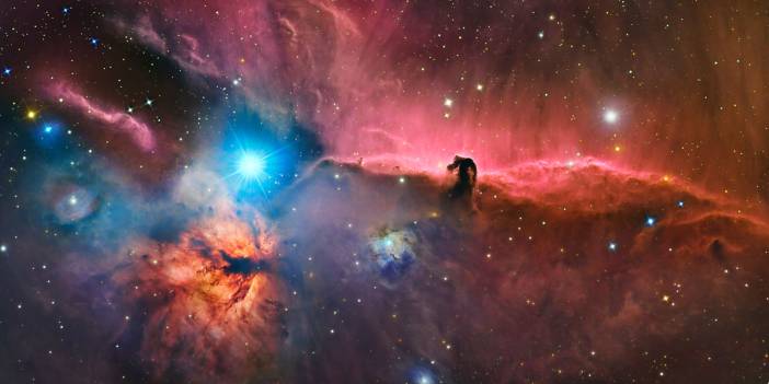 Nereye baksan İlahi sanat: Atbaşına benzetilen gök cisminin net görüntüsü yakalandı