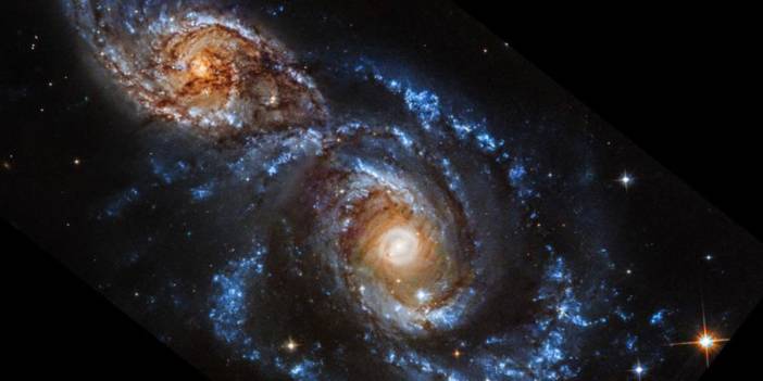 NASA, uzaydaki bu görüntüye 'ürkütücü gözler' adını verdi