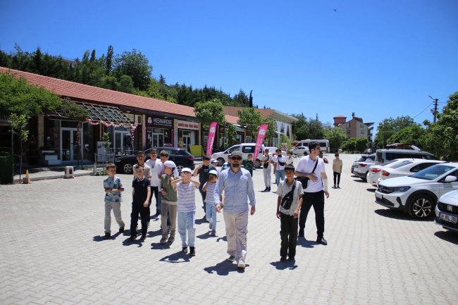 sutculerli-gencler-barlanin-manevi-degerlerini-yerinde-gordu-3.webp