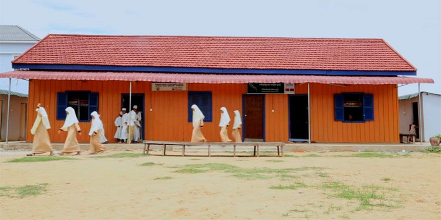 Kamboçya'da Bediüzzaman Said Nursi Yetimhanesi