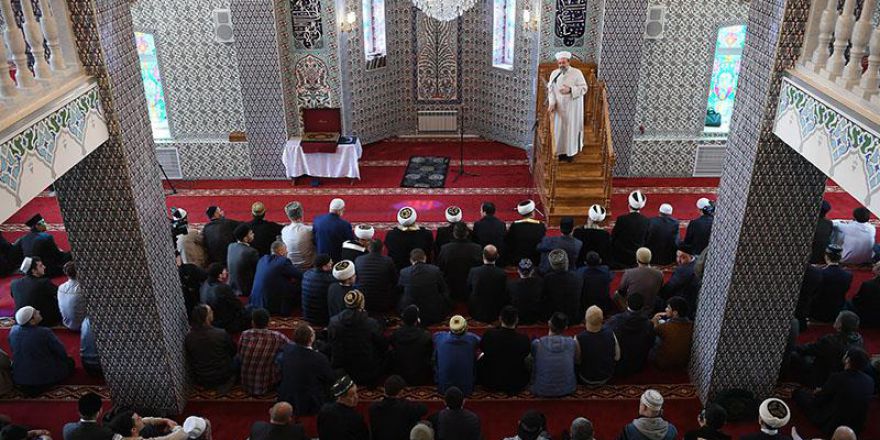 Diyanet İşleri Başkanı Görmez'in Kostroma hutbesindeki Said Nursi vurgusu