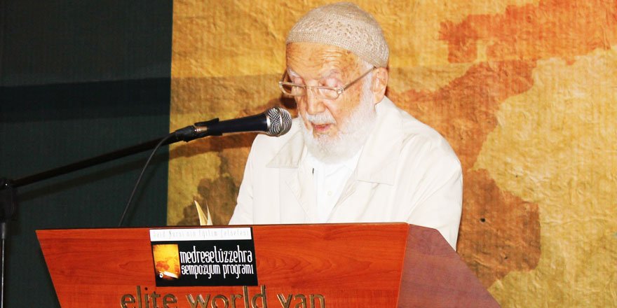 Said Nursi'nin talebesi Abdullah Yeğin ağabeyin nadir anlarından biri