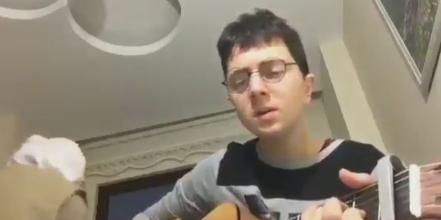 Ninenin gitar çalan toruna namaz tavsiyesi rekor kırıyor